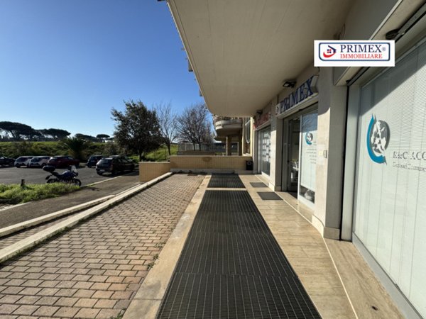 negozio in affitto a Roma in zona Ostiense