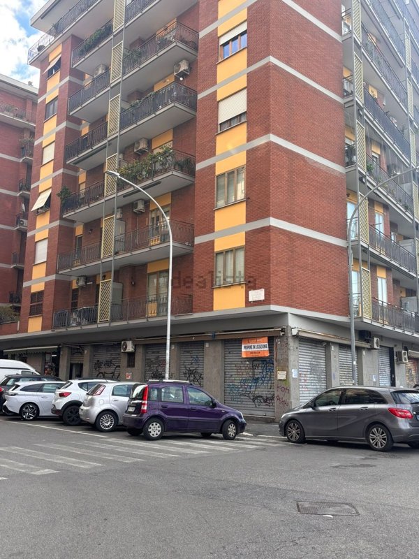 locale commerciale in affitto a Roma in zona Collatino