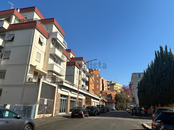 locale commerciale in affitto a Roma in zona Monte Sacro/Talenti