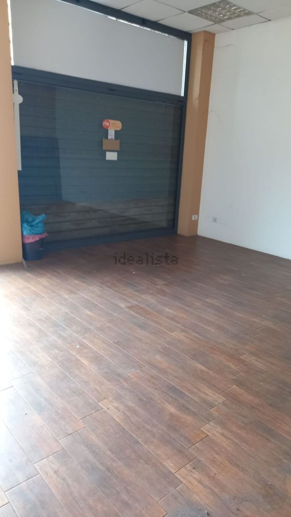 negozio in affitto a Roma in zona Portuense