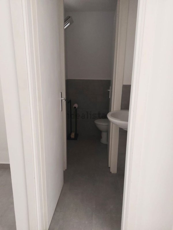 ufficio in affitto a Roma in zona Tuscolano