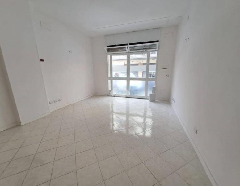 negozio in affitto a Roma in zona Prenestino-Centocelle