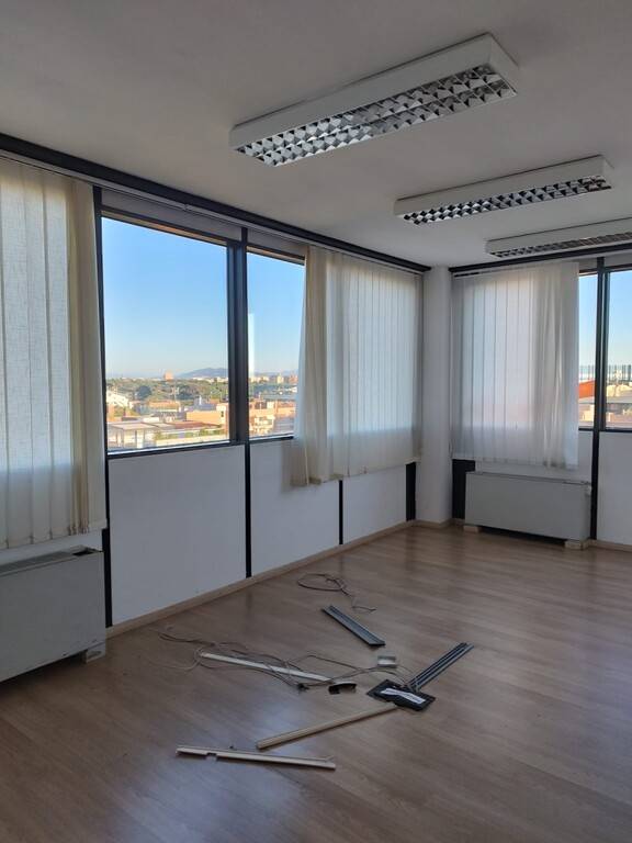 ufficio in affitto a Roma in zona Torrino