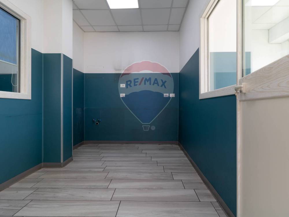 locale commerciale in affitto a Roma in zona Borghesiana