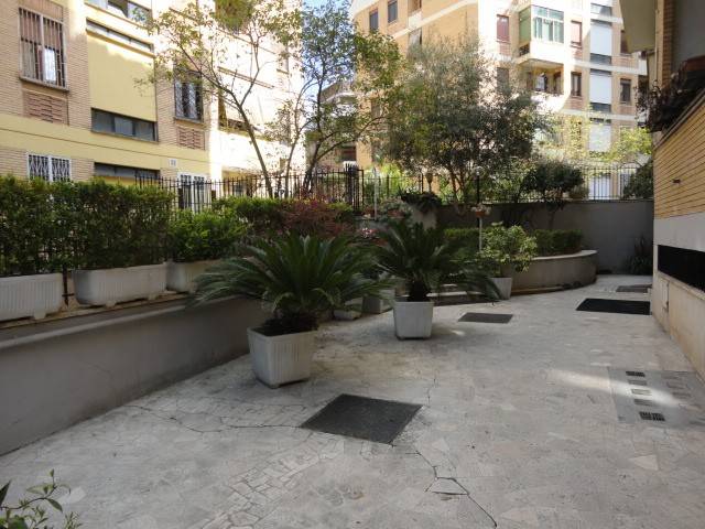 appartamento in affitto a Roma in zona Ardeatino