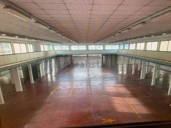 capannone in affitto a Roma