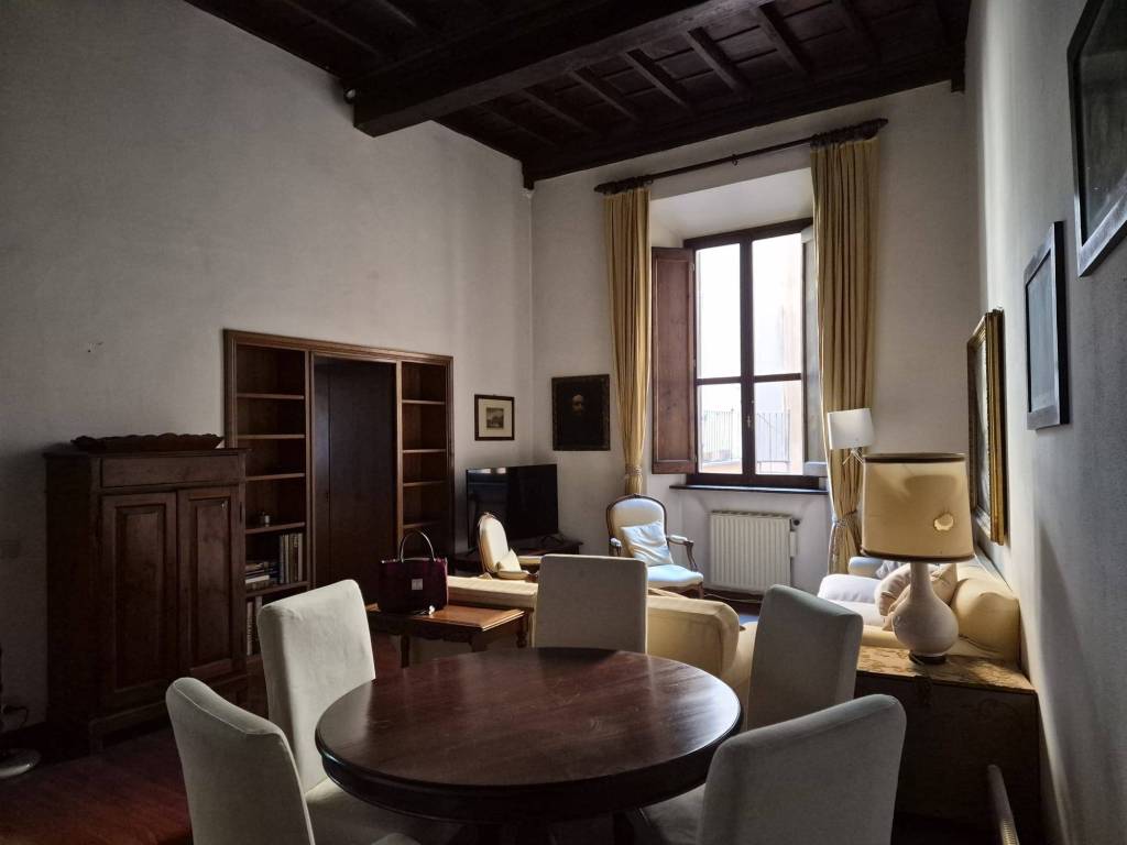 appartamento in affitto a Roma in zona Parione/Sant'Eustachio