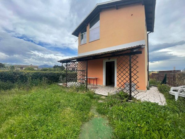 casa indipendente in affitto a Roma in zona Trigoria