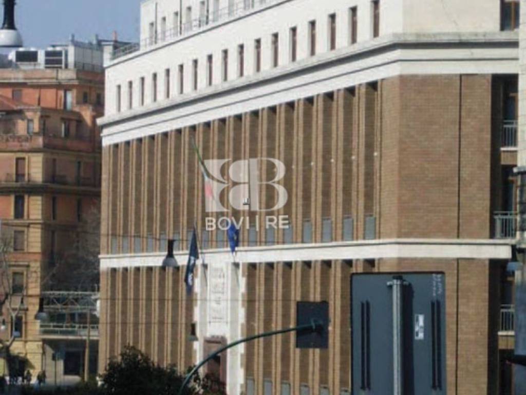 negozio in affitto a Roma in zona Tor di Quinto