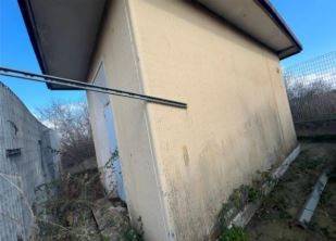 locale commerciale in affitto a Roma in zona Giuliano Dalmata