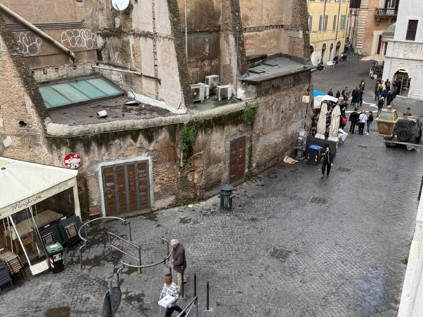 negozio in affitto a Roma in zona Pigna - Sant'Angelo