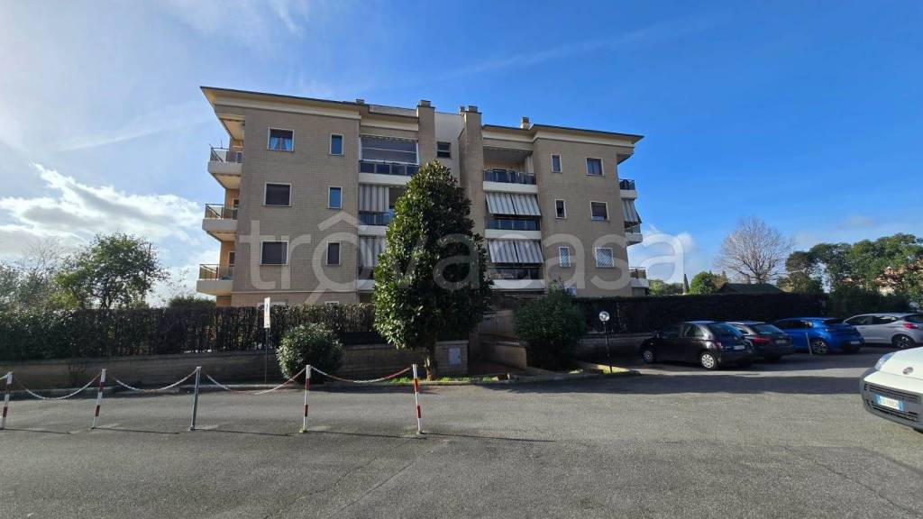 appartamento in affitto a Roma in zona Settecamini