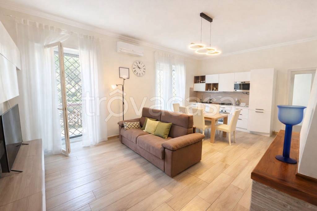 appartamento in affitto a Roma in zona Finocchio