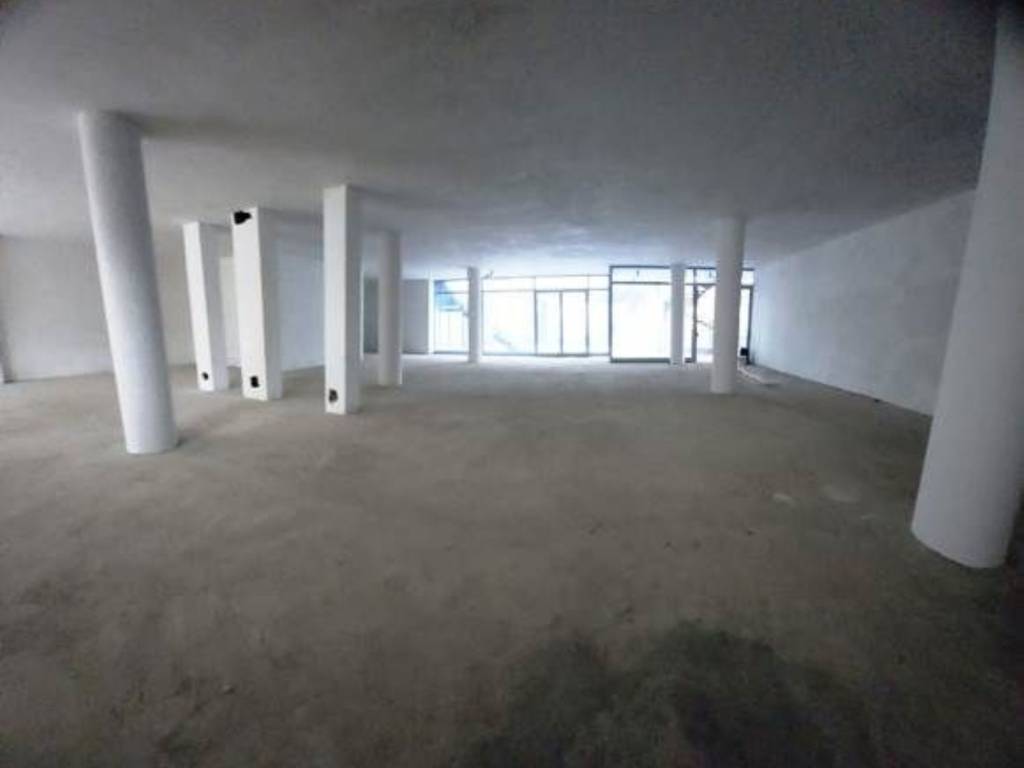 negozio in affitto a Roma in zona Acilia