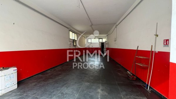 locale commerciale in affitto a Roma in zona Prenestino-Labicano