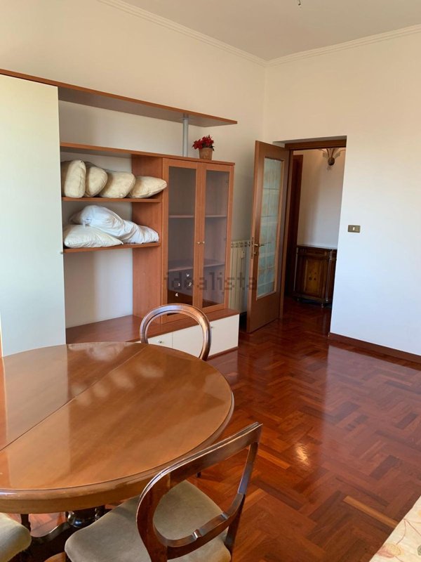 casa indipendente in affitto a Roma in zona Tuscolano