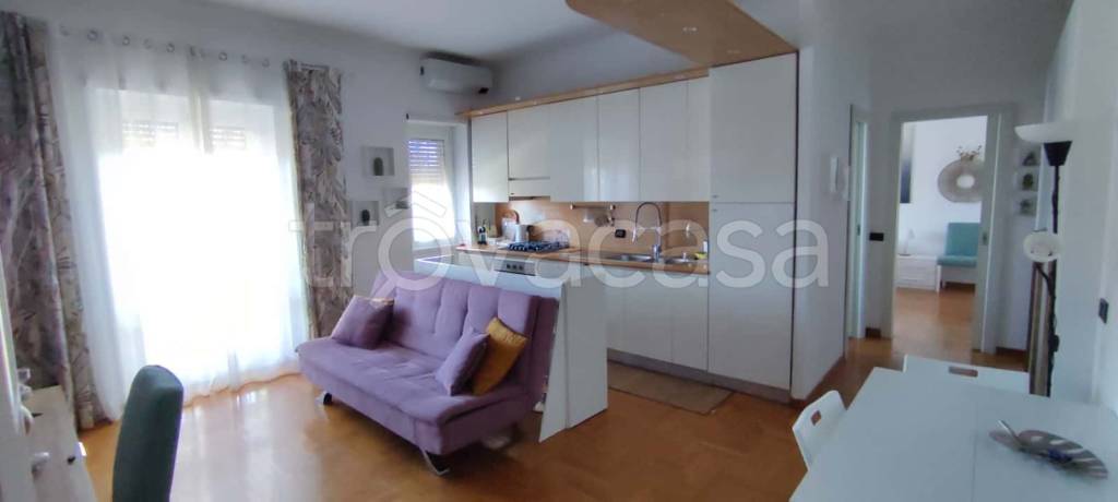 appartamento in affitto a Roma in zona Mostacciano