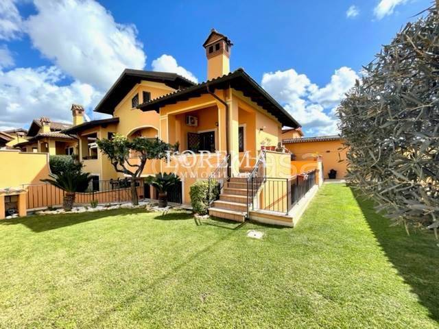 casa indipendente in affitto a Roma in zona Infernetto