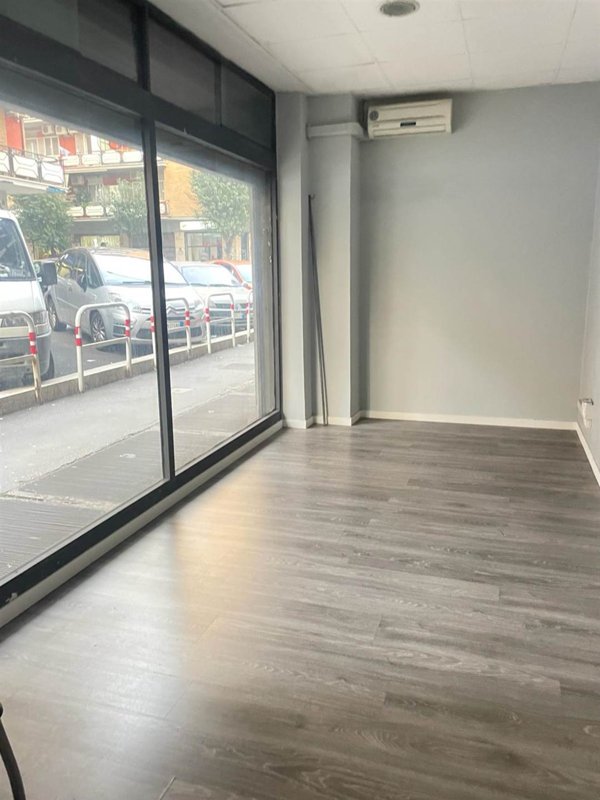 ufficio in affitto a Roma in zona Tuscolano