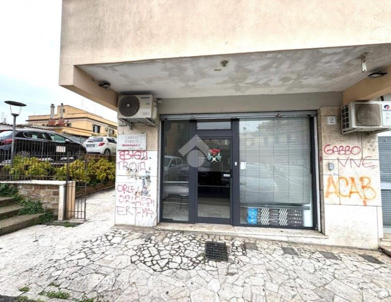 locale commerciale in affitto a Roma in zona Primavalle