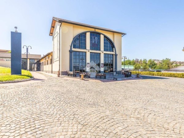 negozio in affitto a Roma in zona Castelverde