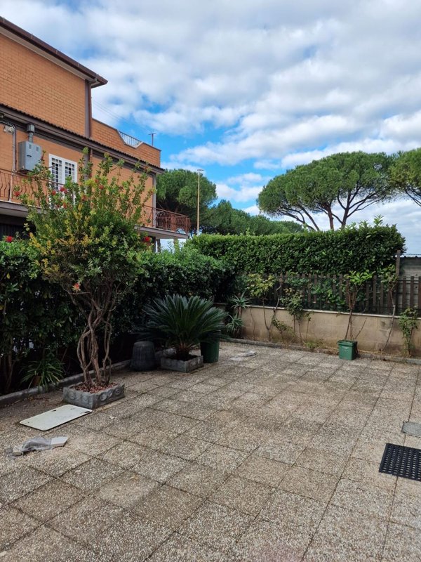 appartamento in affitto a Roma in zona Torre Gaia