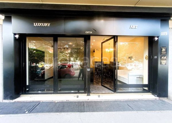 negozio in affitto a Roma in zona Ostia