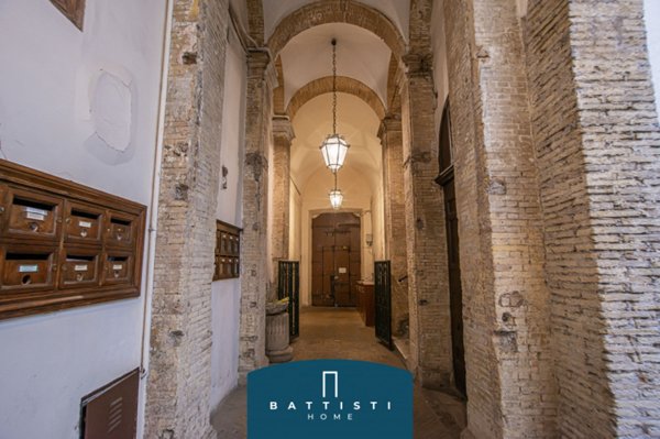 appartamento in affitto a Roma in zona Parione/Sant'Eustachio