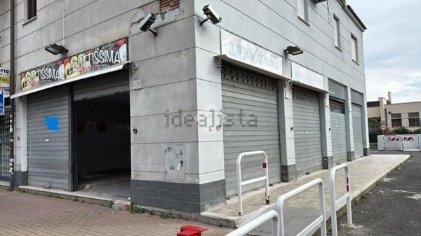 locale commerciale in affitto a Roma in zona Castel di Leva