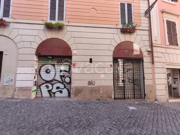 negozio in affitto a Roma in zona Esquilino