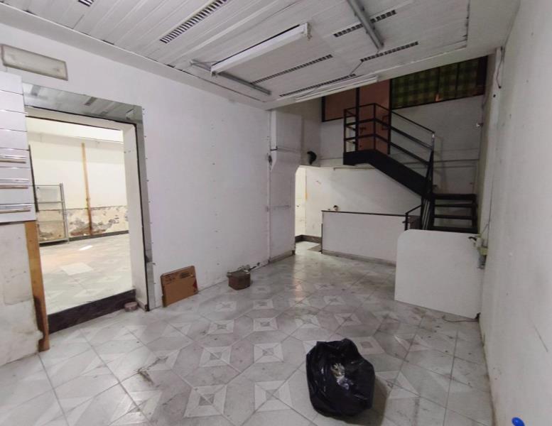 negozio in affitto a Roma in zona Esquilino