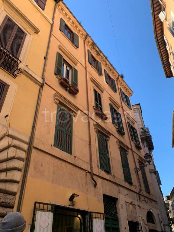 appartamento in affitto a Roma in zona Parione/Sant'Eustachio