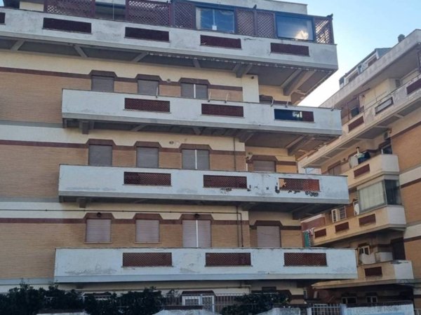appartamento in affitto a Roma in zona Castel Fusano