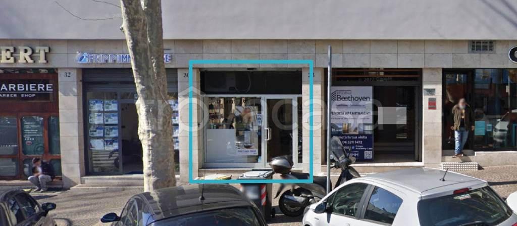 negozio in affitto a Roma in zona EUR