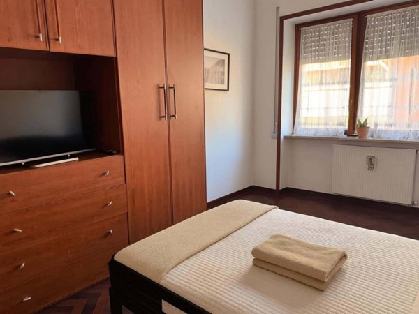 negozio in affitto a Roma in zona EUR