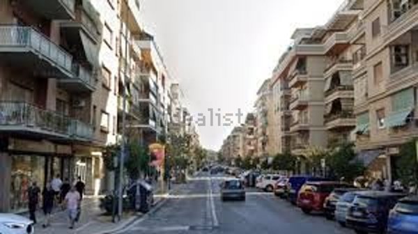 negozio in affitto a Roma in zona Ostia