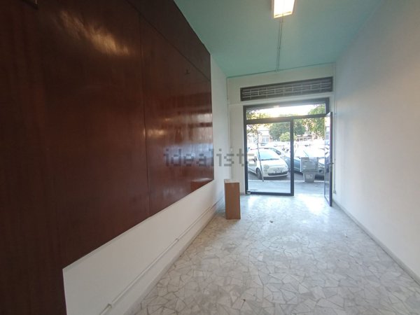 locale commerciale in affitto a Roma in zona Don Bosco