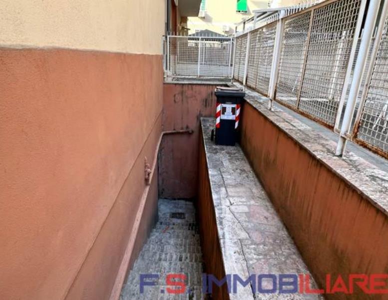 locale commerciale in affitto a Roma in zona Prenestino-Centocelle