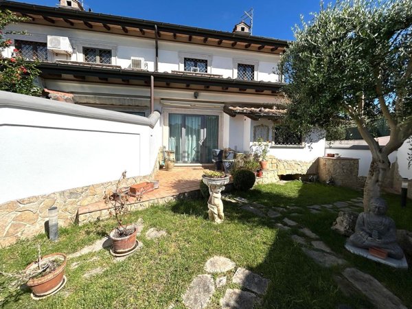 appartamento in affitto a Roma in zona Infernetto