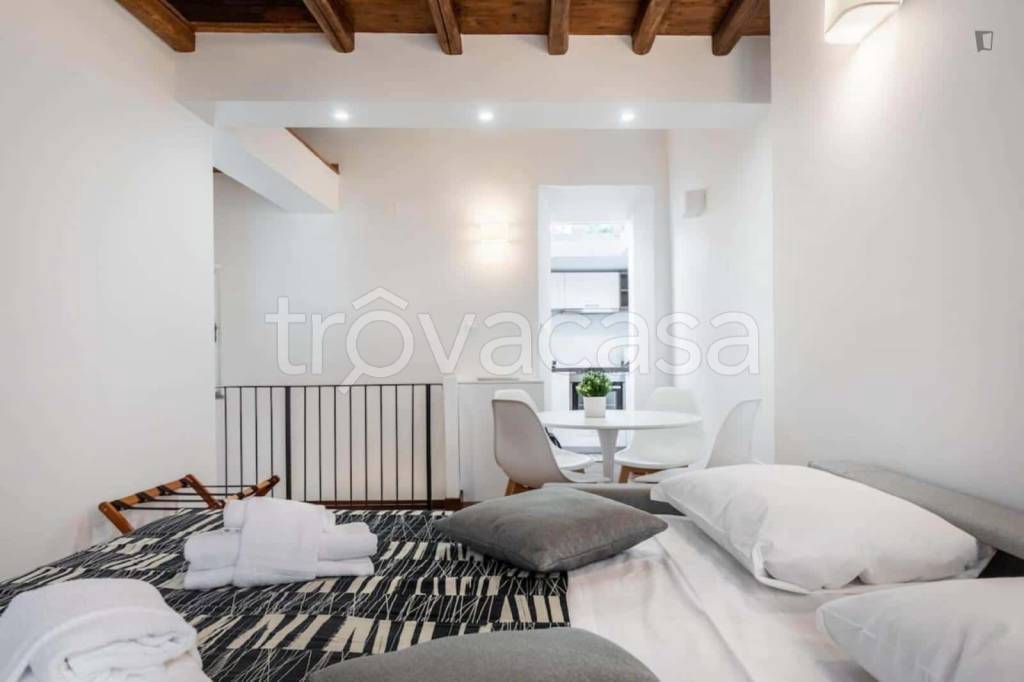 appartamento in affitto a Roma in zona Rione Monti/Campitelli