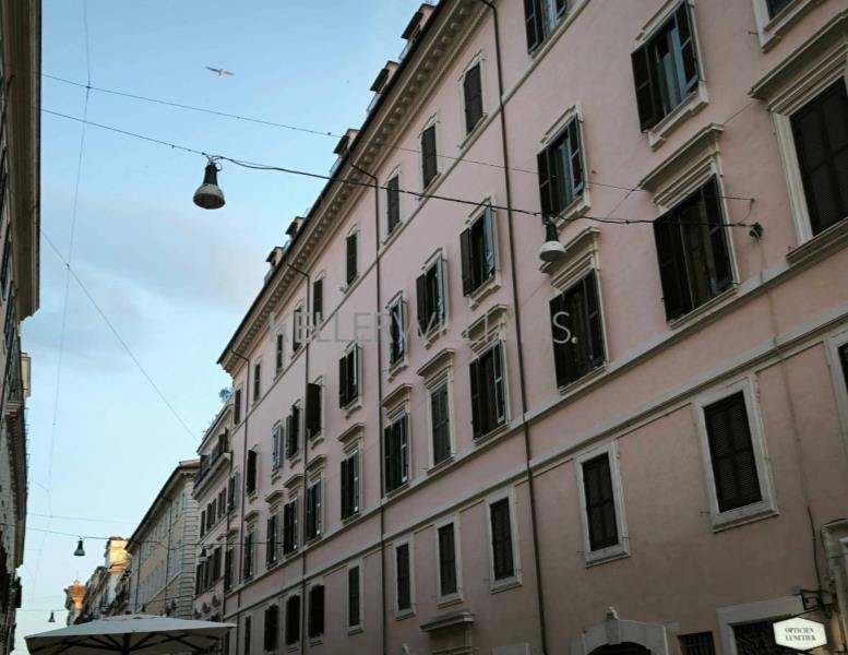 locale commerciale in affitto a Roma in zona Campo Marzio