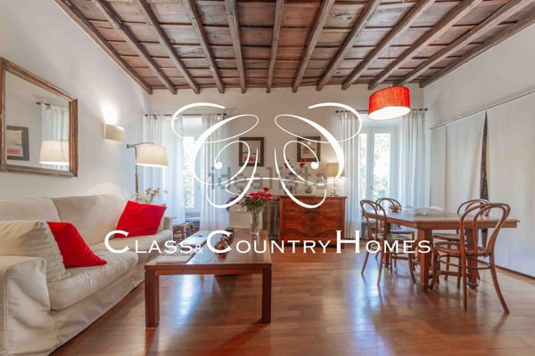 appartamento in affitto a Roma in zona Rione Regola