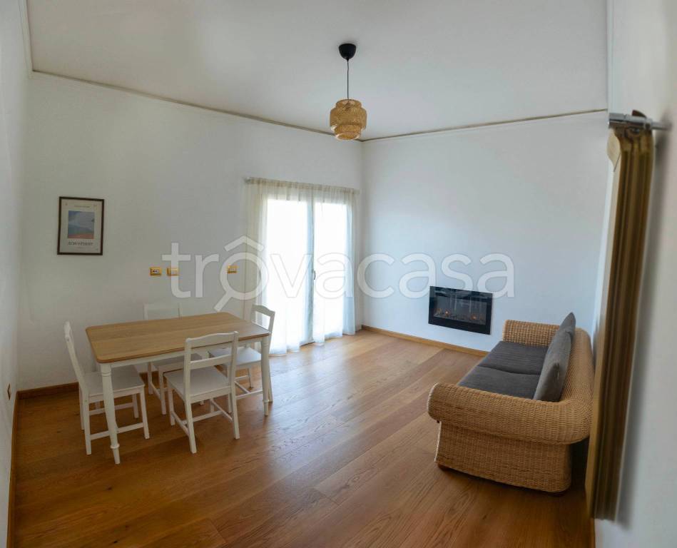 appartamento in affitto a Roma in zona Ostia