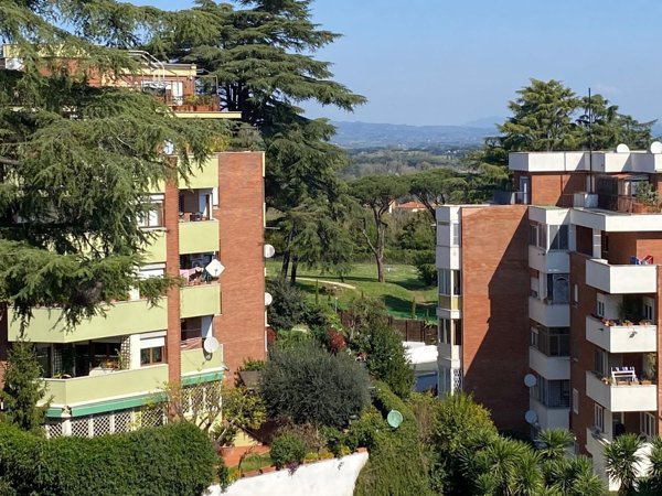 appartamento in affitto a Roma in zona Tomba di Nerone
