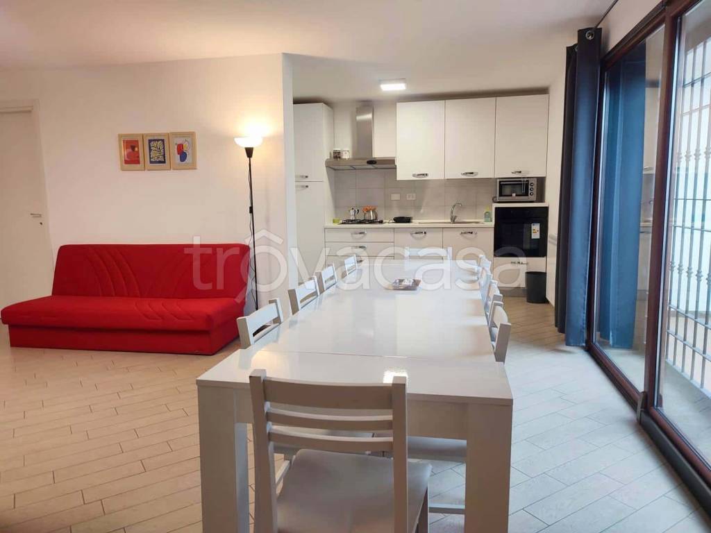 appartamento in affitto a Roma in zona Infernetto