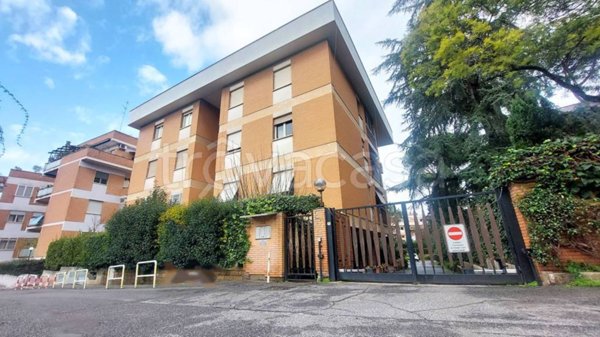 appartamento in affitto a Roma in zona Tomba di Nerone