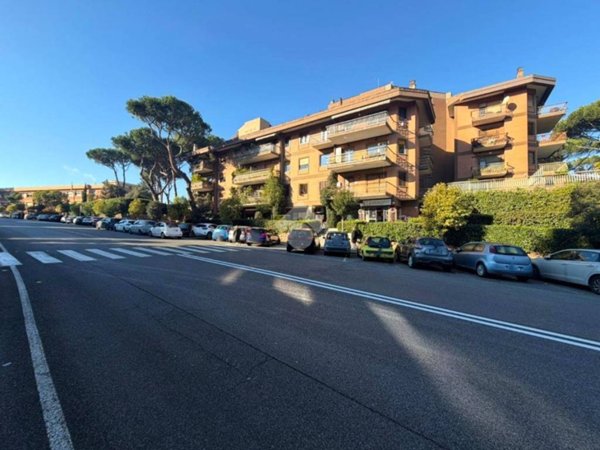 negozio in affitto a Roma in zona Salario