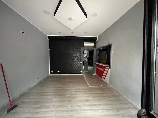 negozio in affitto a Roma in zona Dragona/Bagnoletto