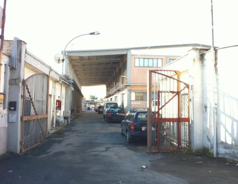 negozio in affitto a Roma