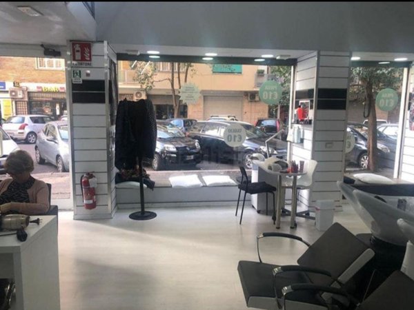 locale commerciale in affitto a Roma in zona Lunghezza
